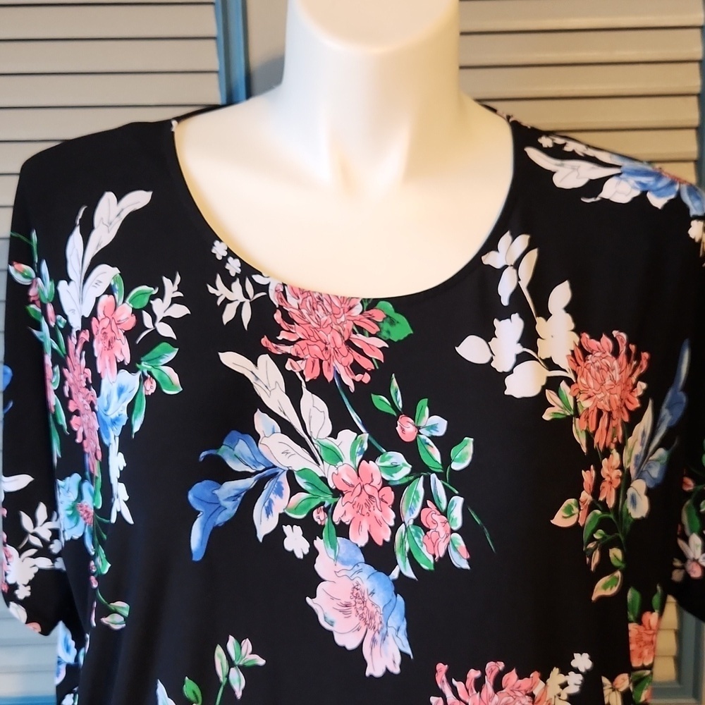Rafaella Floral Print Top with Side Tie - Picture 3 of 11